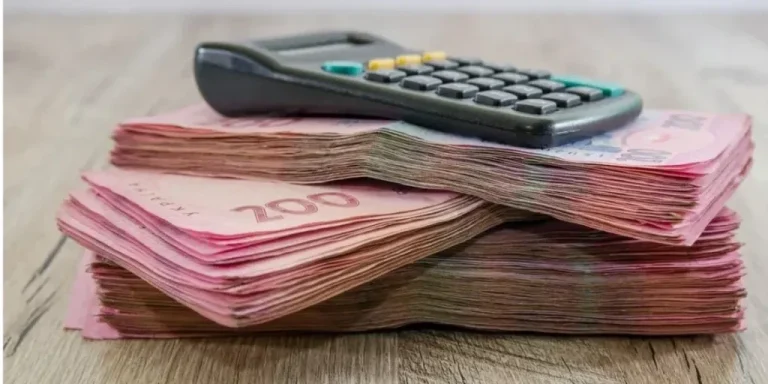 Середня пенсія в Україні перевищила 7,2 тисячі гривень: скільки людей отримують виплати